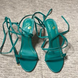 NIB COLIN STUART  TEAL STRAPPY HEELS SIZE 8.5B